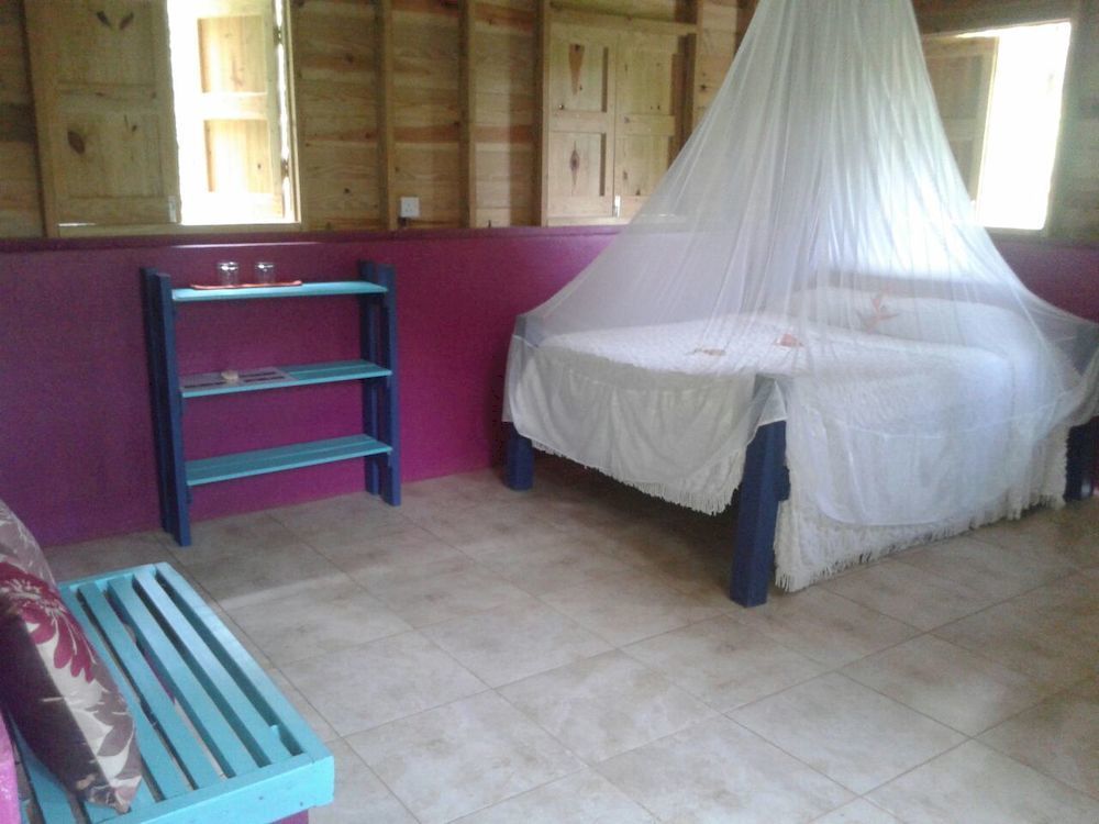 Roots Jungle Retreat Villa Marigot Bagian luar foto